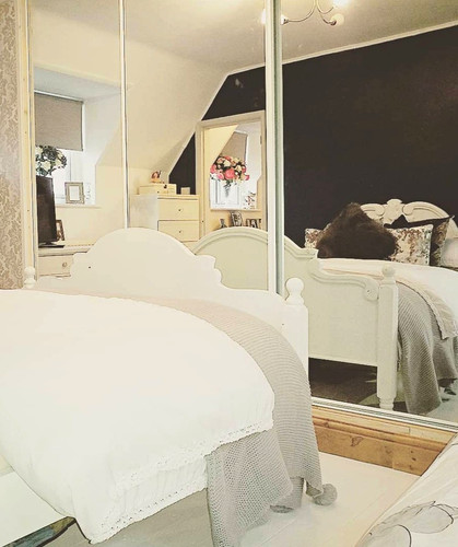 Mirrored sliding wardrobe - sliding,